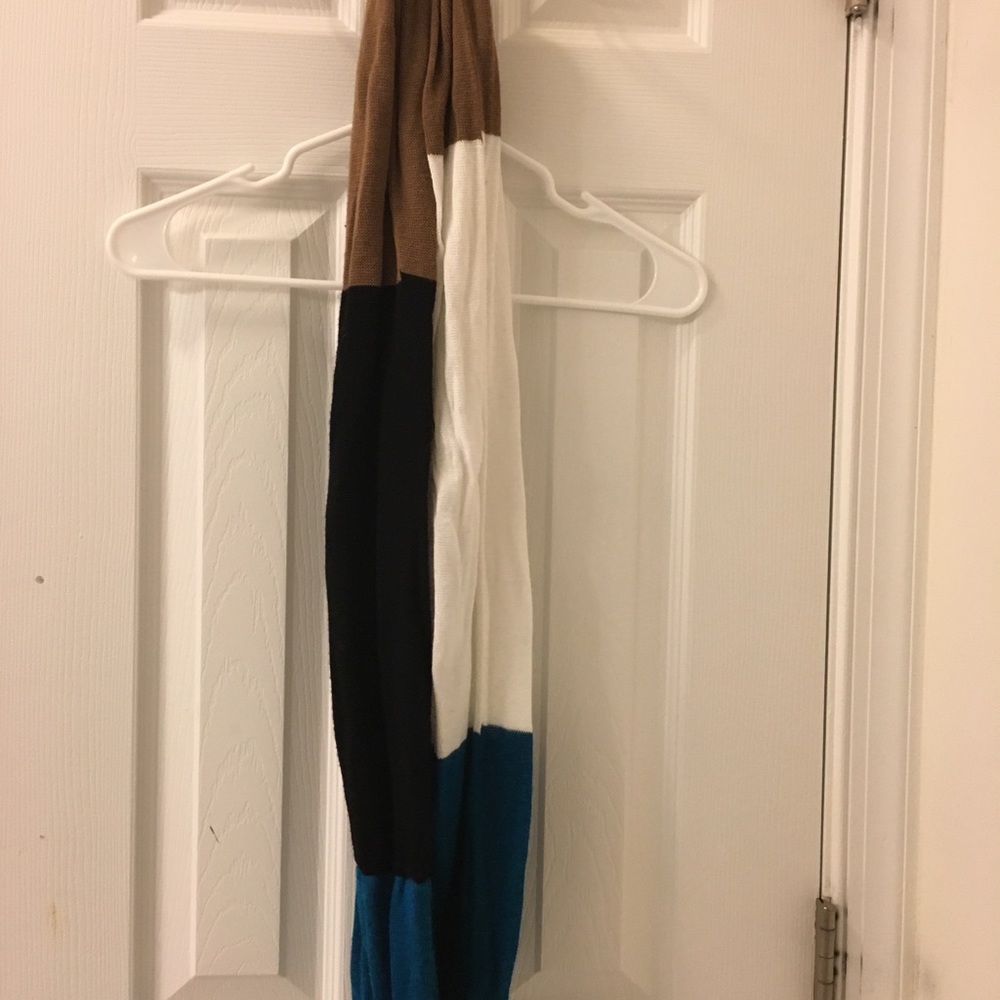 LOFT infinity scarf